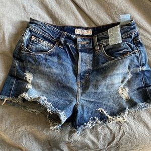 Guess denim short, size 27